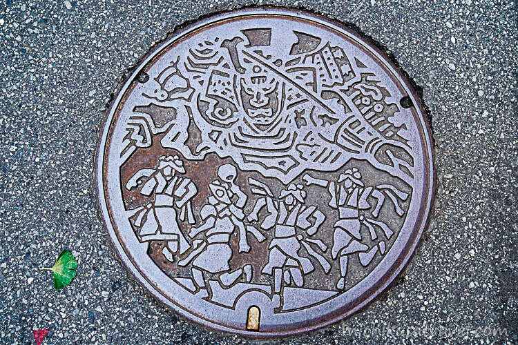 青森のマンホールカバー