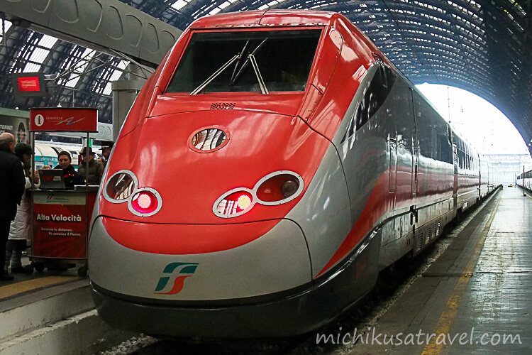 ミラノ中央駅（イタリア国鉄ETR500型）