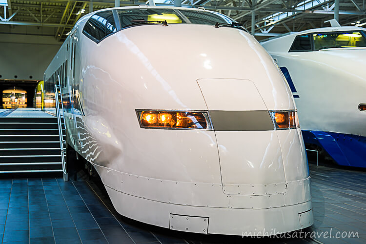 リニア・鉄道館(新幹線300系電車)